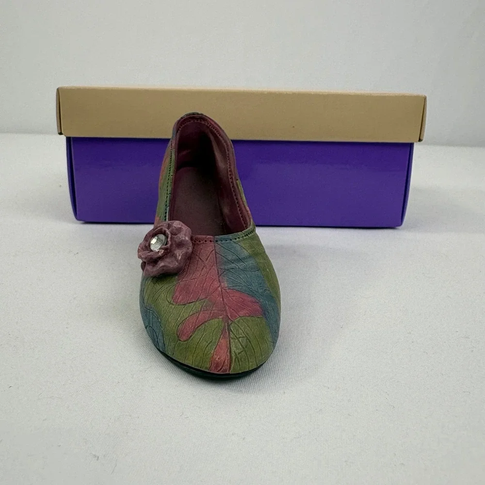Vintage Just the Right Shoe By Raine Rose Court 25009 1998 Box No COA